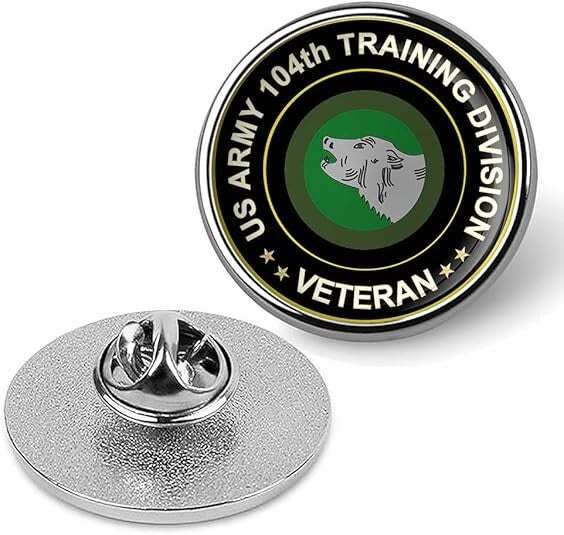 US Army 104th Training Division Veteran Tie Suit Shirt Lapel Pin - Silver